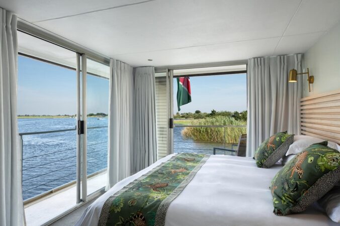 4-Day Luxury River Safari on the Zambezi Queen